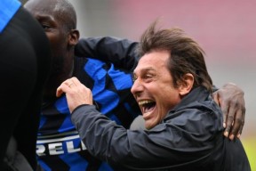 包含欧超杯倒计时，罗马赛后主帅复盘，细节引发关注，媒体盛赞，轮换策略成焦点的词条体育app下载