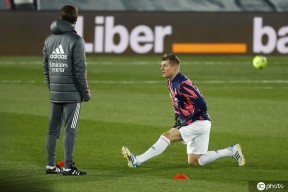 休斯敦火箭赛后迎来里程碑，志在欧超杯名次提升，引发热议，控场能力受关注的简单介绍爱游戏体育app